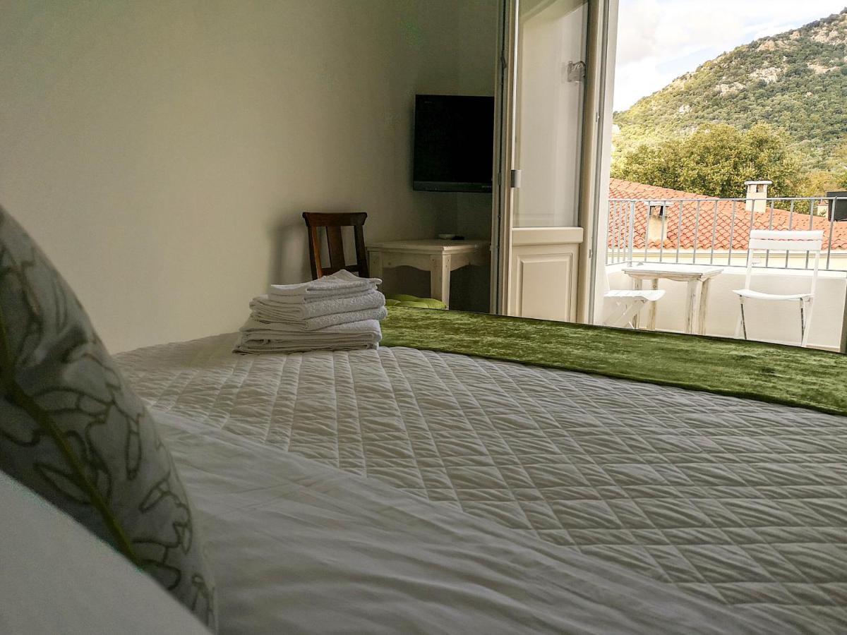 Limone Bed & Breakfast 2*